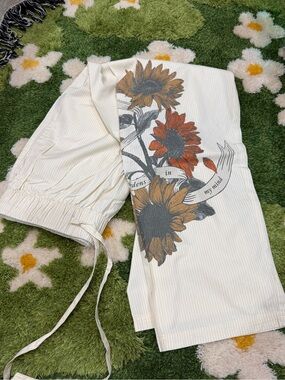 Taylor Swift Secret Gardens In My Mind Pants Poplin Yellow Flowers Striped